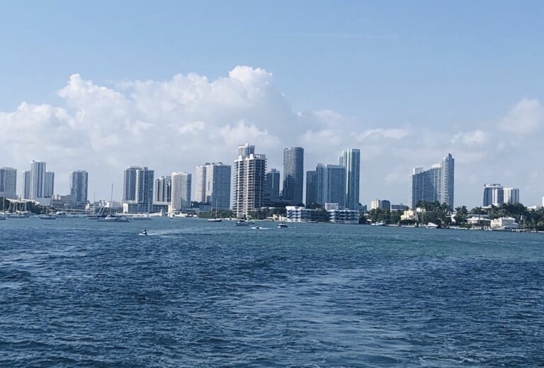 Miami Skylune Vanessa