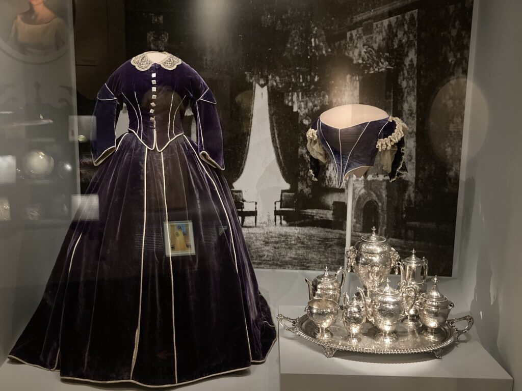 The First Ladies China Collection