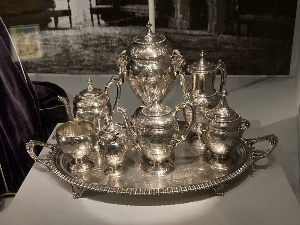 The First Ladies China Collection