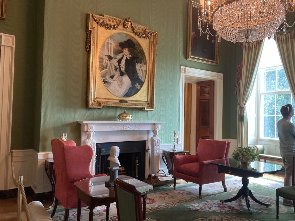 Inside the Green Room in The White House