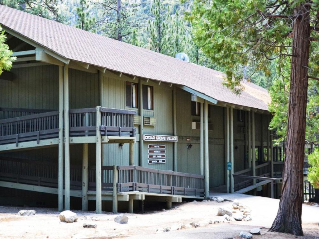 Cedar Grove Lodge 