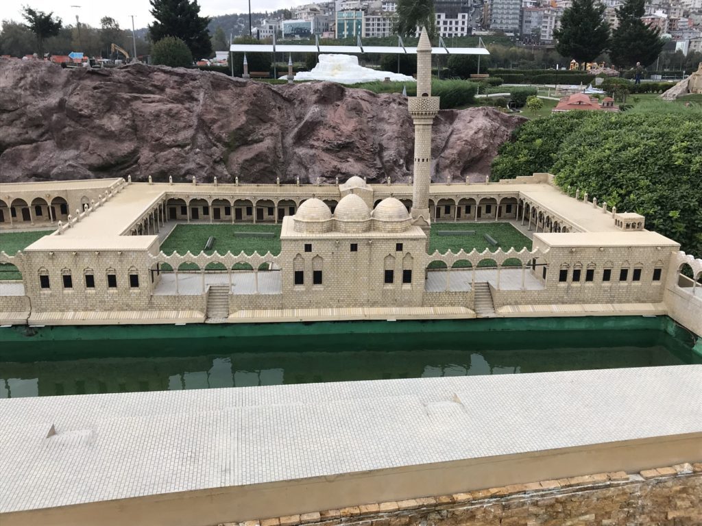 Gold Mosque Building Miniature with Waters